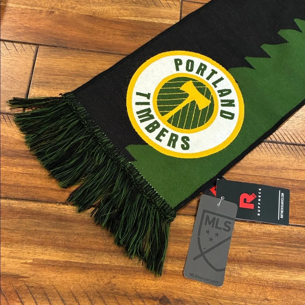 NEW Portland Timbers green and black soccer scarf